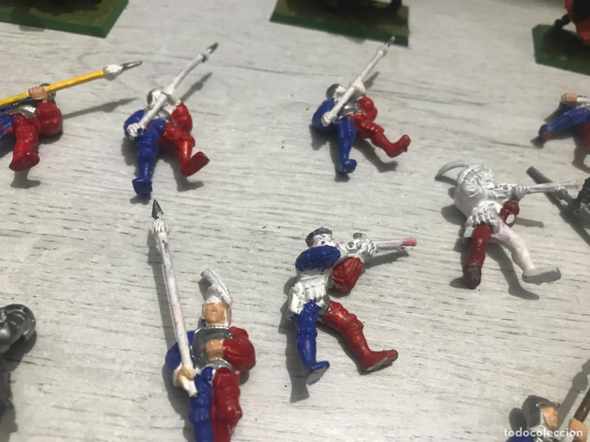 Juegos antiguos: Lote de figuras warhamer - Foto 12