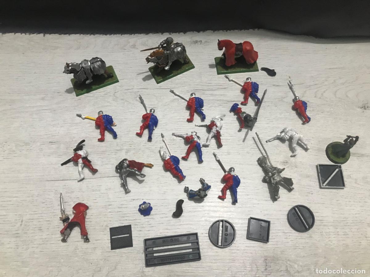 Juegos antiguos: Lote de figuras warhamer - Foto 17
