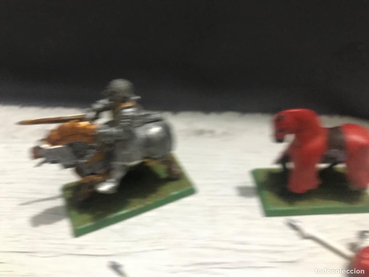 Juegos antiguos: Lote de figuras warhamer - Foto 19