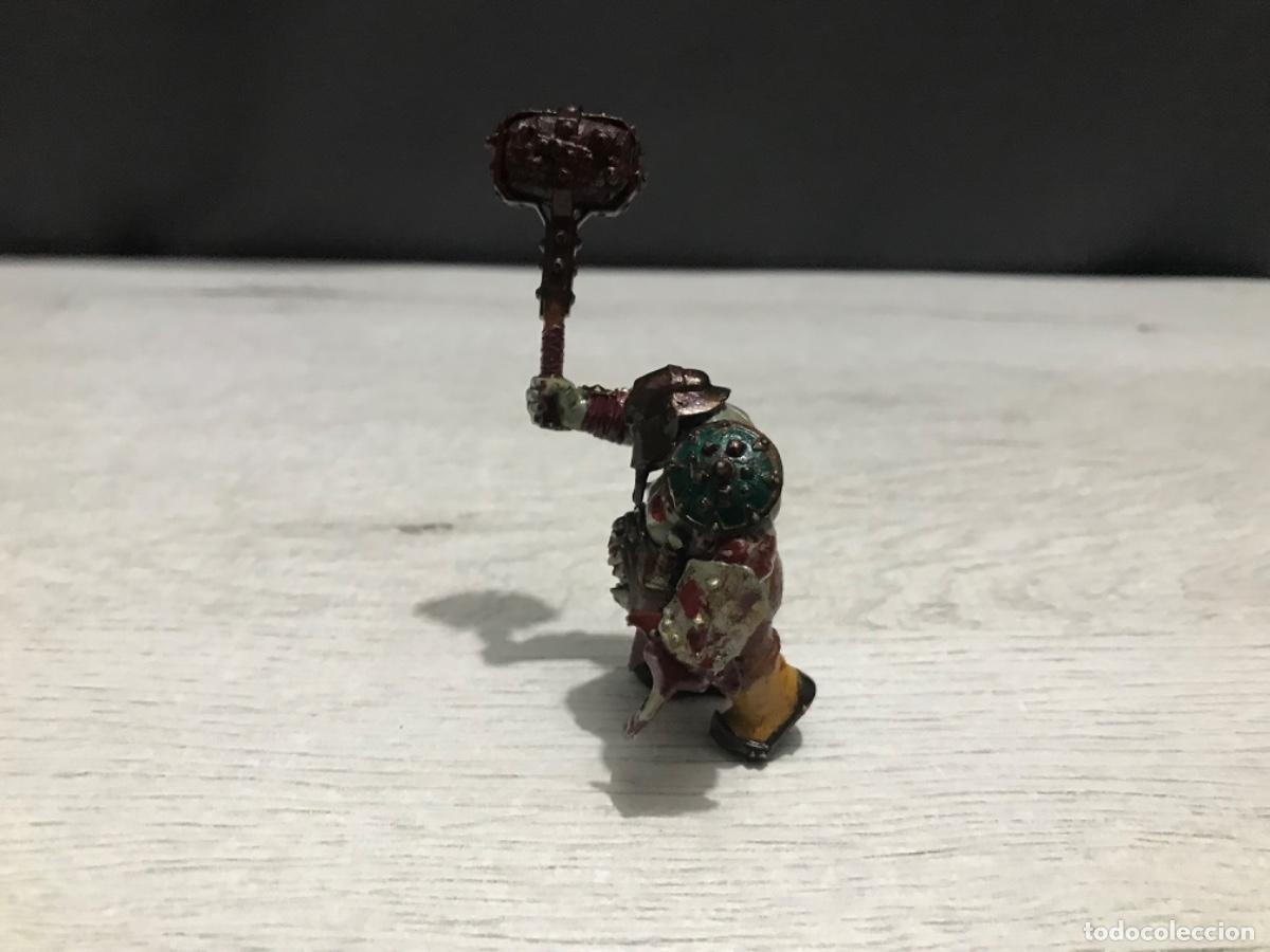 Juegos antiguos: Figura warhammer Orco o troll - Foto 2