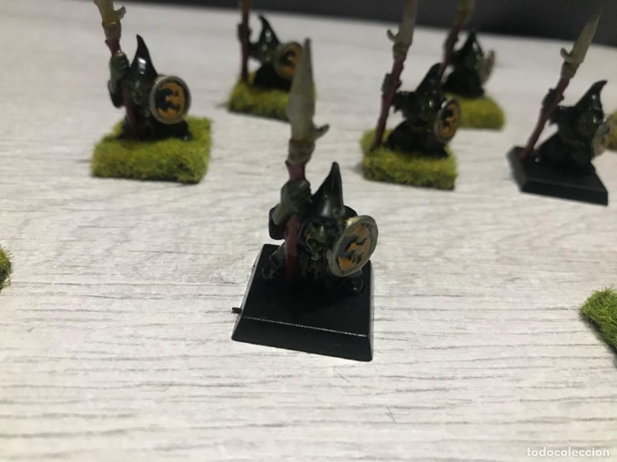 Juegos antiguos: Lote de 9 figuras Warhammer Goblins - Foto 3