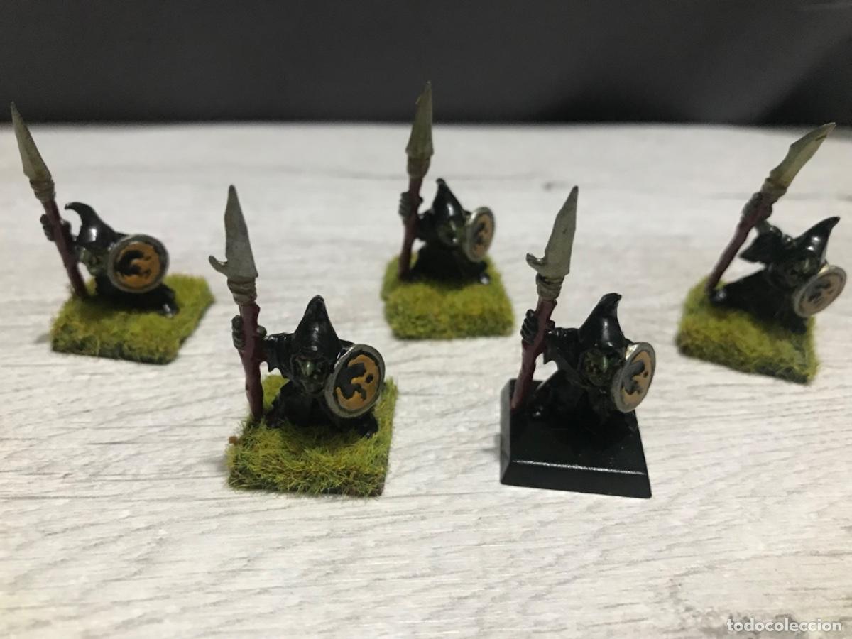 Juegos antiguos: Lote de 9 figuras Warhammer Goblins - Foto 7