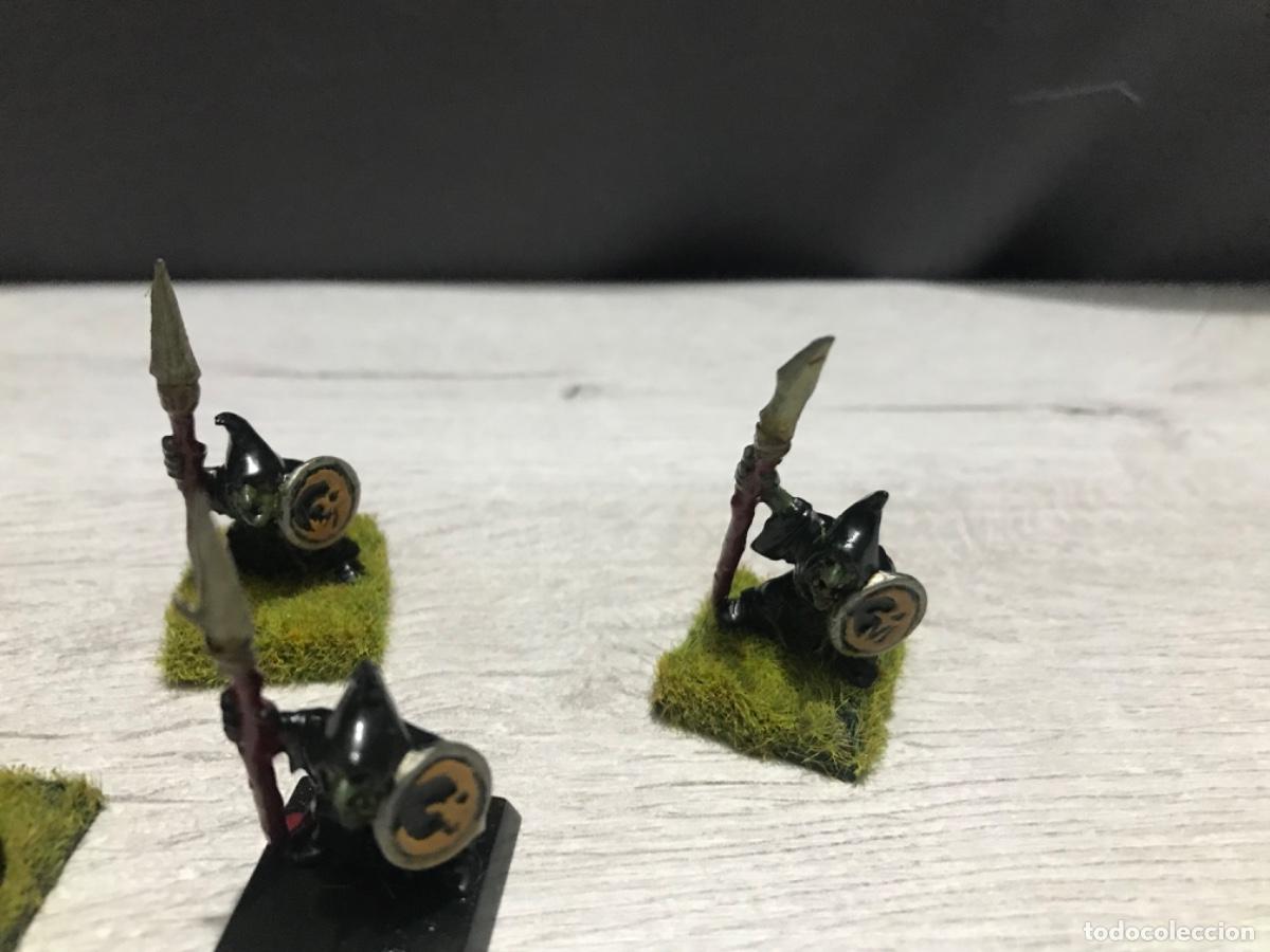 Juegos antiguos: Lote de 9 figuras Warhammer Goblins - Foto 10
