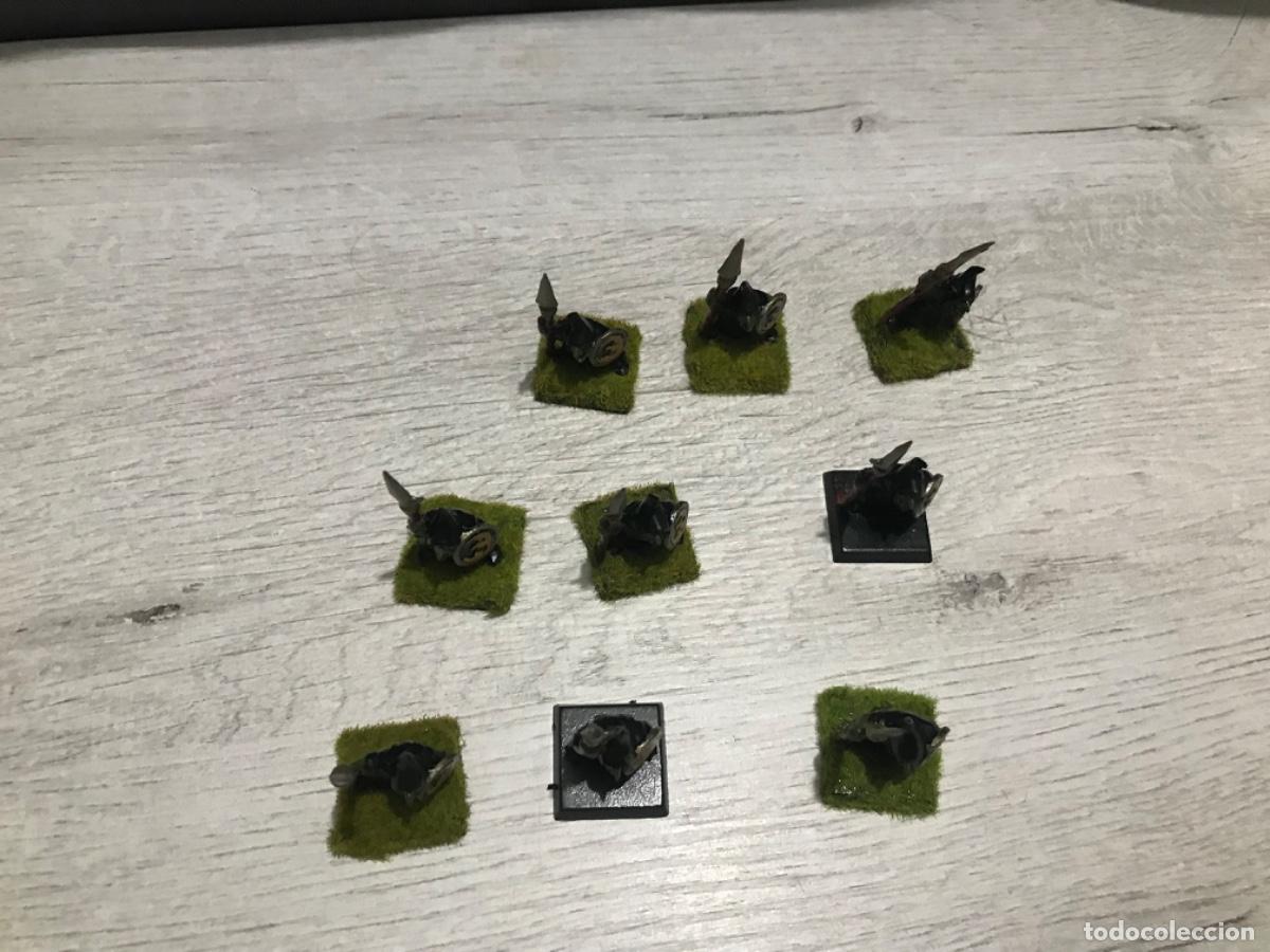 Juegos antiguos: Lote de 9 figuras Warhammer Goblins - Foto 14