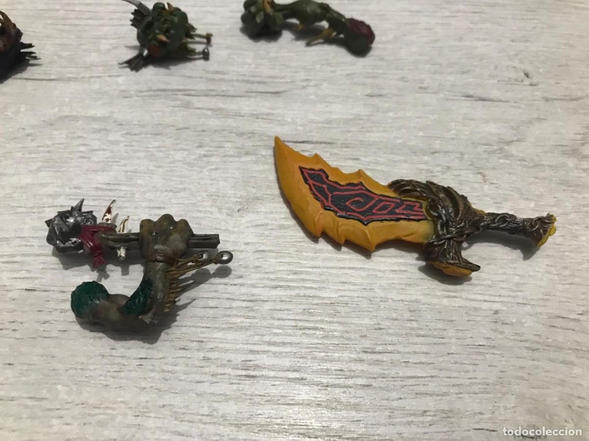 Juegos antiguos: Lote de cabezas y brazos Warhammer para custon - Foto 13