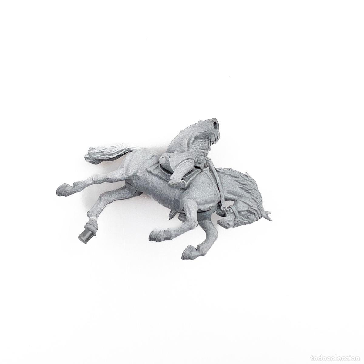 Juegos antiguos: Figura de Warhammer Caballero - Foto 1