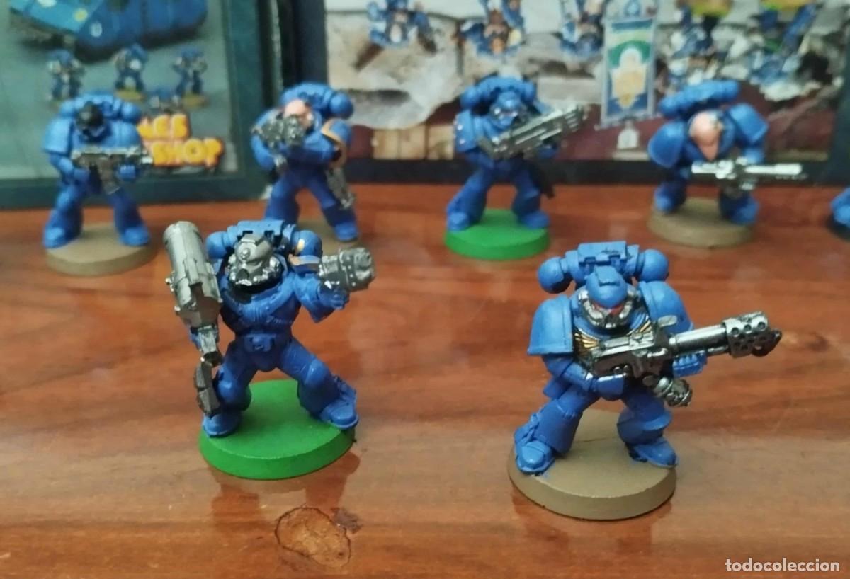 Juegos antiguos: Caja de figuras Warhammer - Foto 5