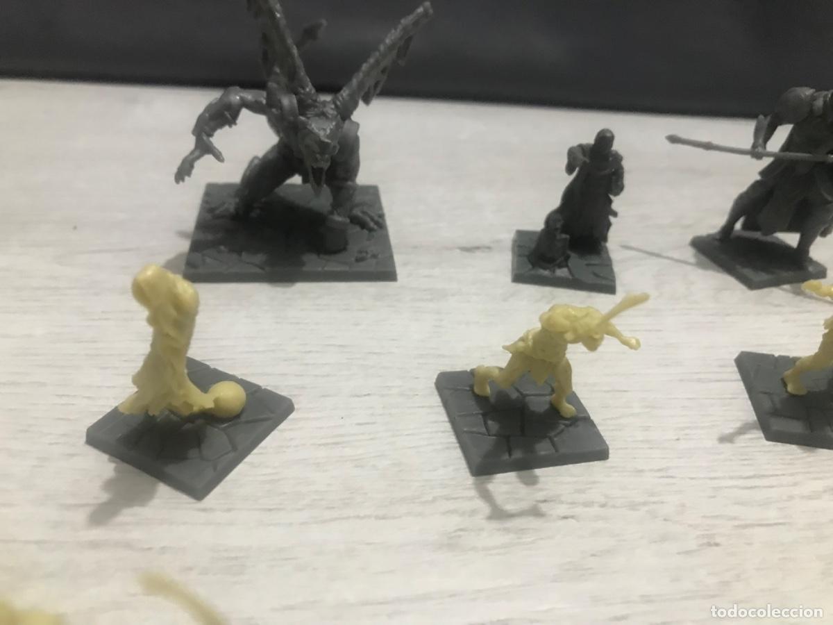 Juegos antiguos: Lote de figuras warhammer - Foto 6