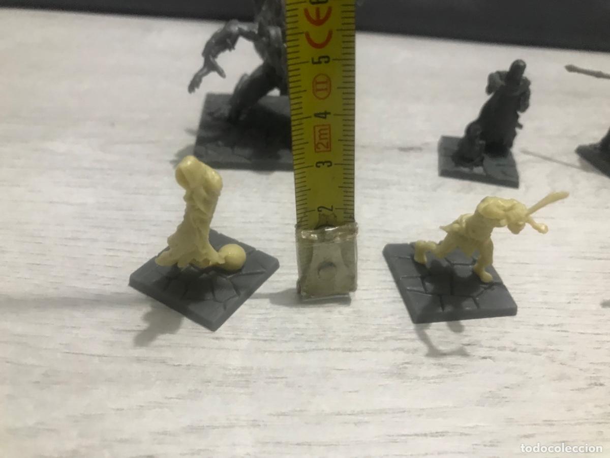 Juegos antiguos: Lote de figuras warhammer - Foto 15
