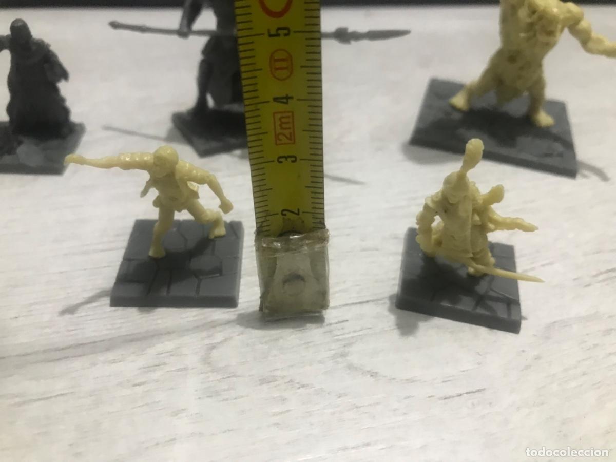 Juegos antiguos: Lote de figuras warhammer - Foto 16