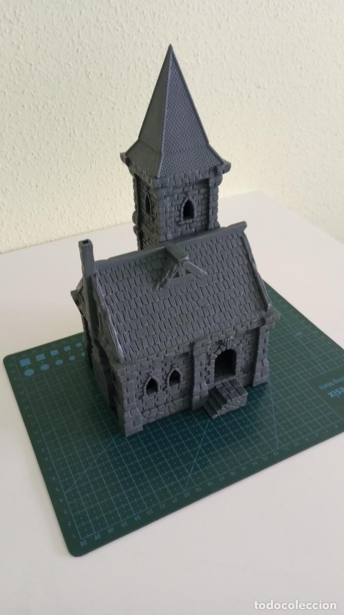 Juegos antiguos: Casa medieval con torre - Foto 1
