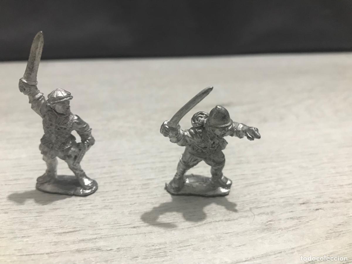 Juegos antiguos: Lote de 6 figuras de plomo tipo Warhammer - Foto 5