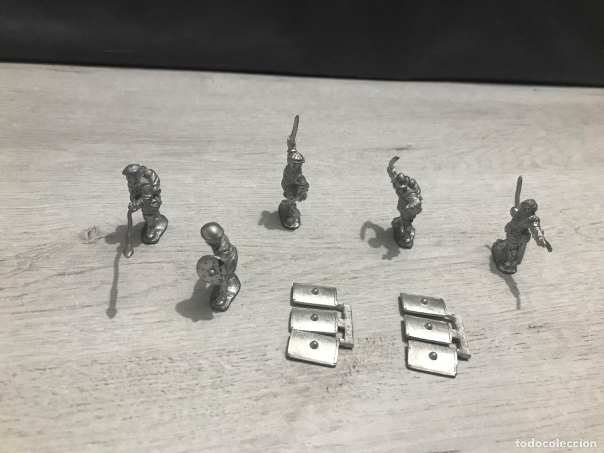Juegos antiguos: Lote de 6 figuras de plomo tipo Warhammer - Foto 15