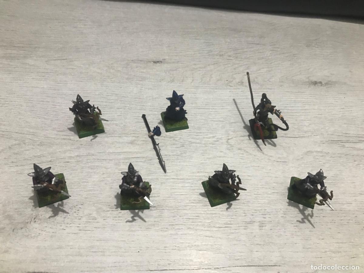 Juegos antiguos: Lote de 7 figuras warhammer - Foto 2