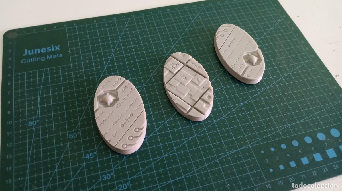 Juegos antiguos: 3 bases 75x42mm necrones - Foto 1