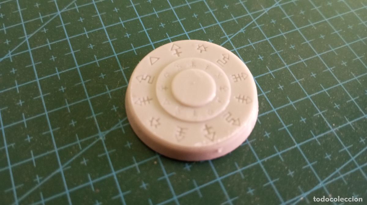 Juegos antiguos: 10 bases 32mm con detalles eldar - Foto 2