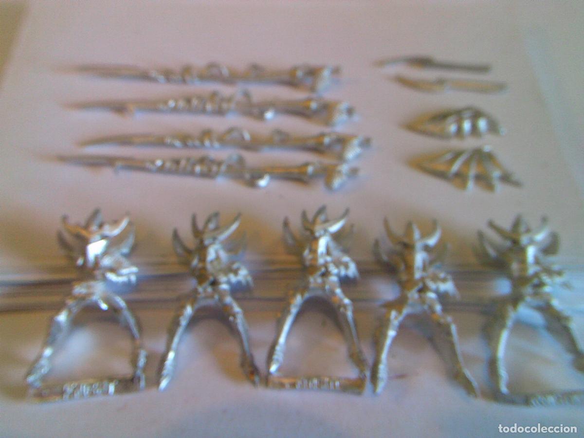 Juegos Antiguos: Lote Warhammer Elfos Jinetes oscuros g&eacute;lidos