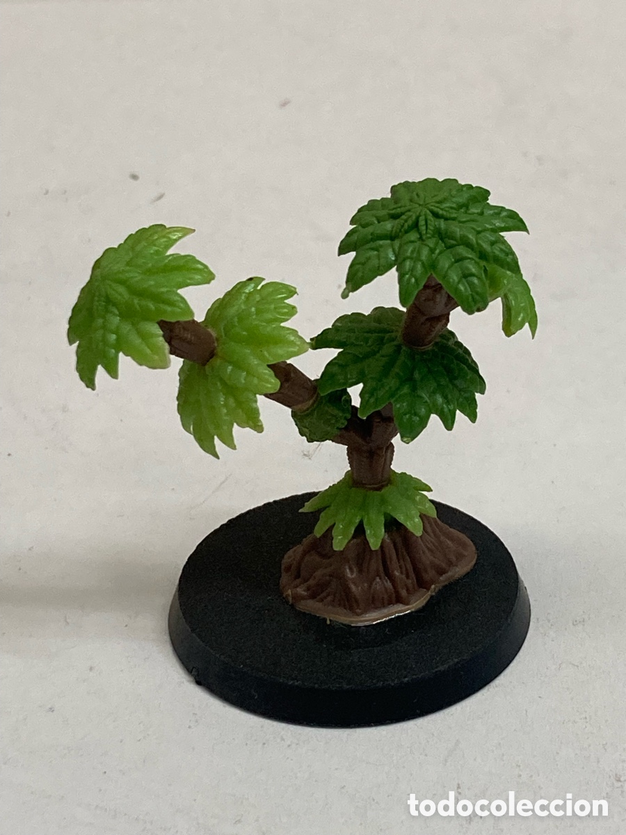 Juegos Antiguos: miniatura es un &aacute;rbol de jungla cl&aacute;sico de la 3&ordf; edici&oacute;n para wargaming