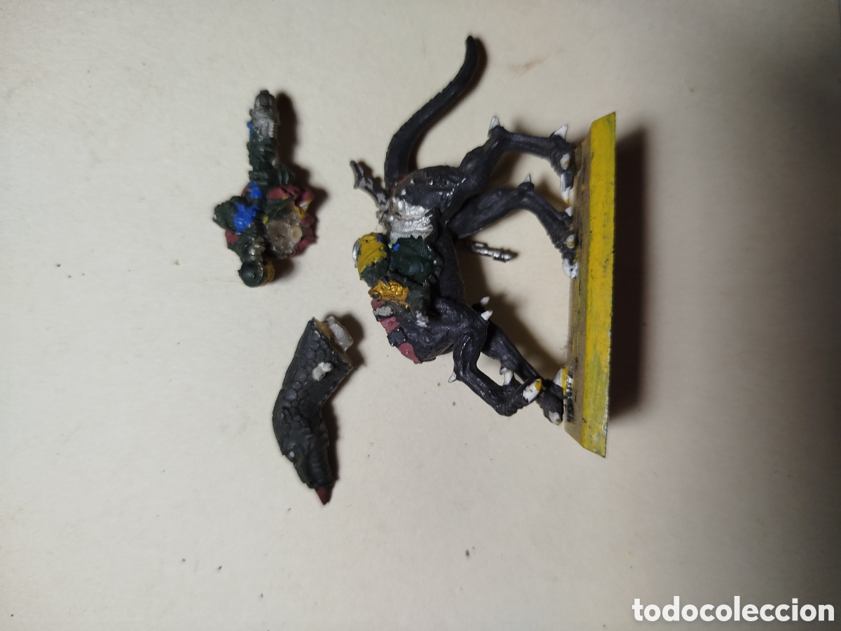 Juegos Antiguos: Figura jinete Warhammer retro