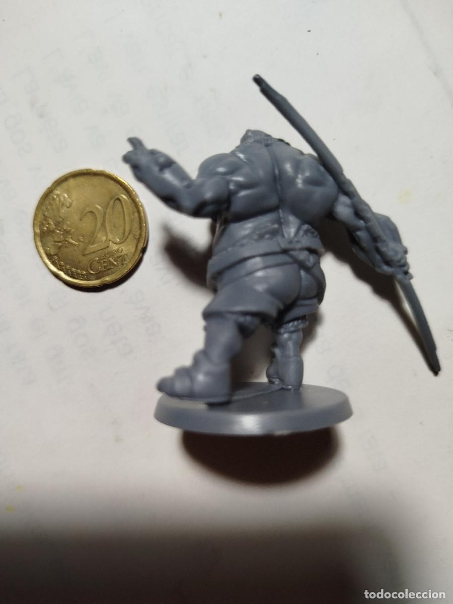 Juegos antiguos: Miniatura plastico estilo warhammer - Foto 2