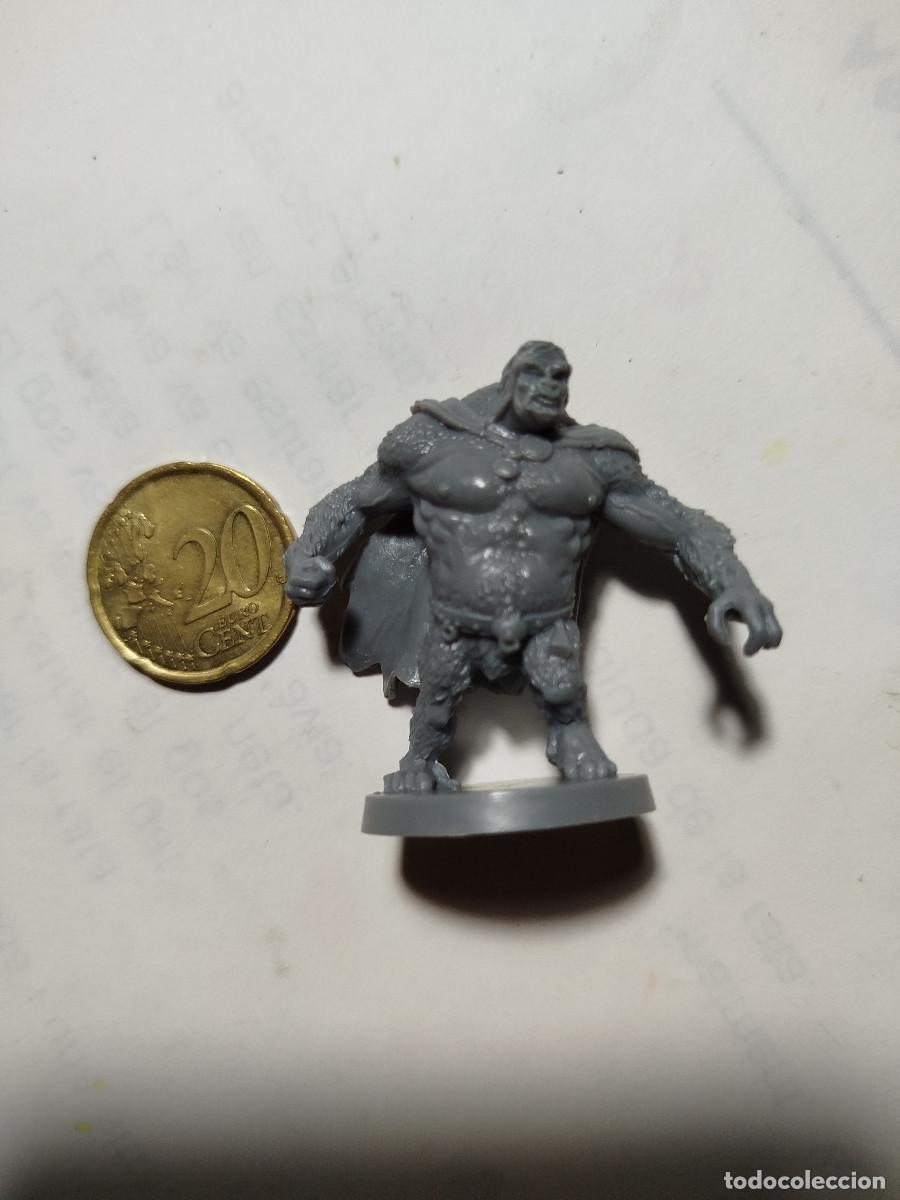 Juegos antiguos: Miniatura plastico estilo warhammer - Foto 1