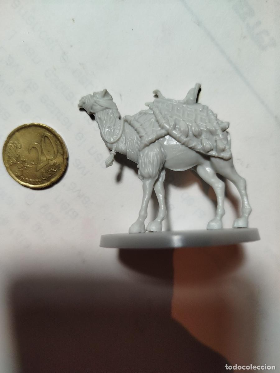 Juegos antiguos: Miniatura plastico estilo warhammer - Foto 1