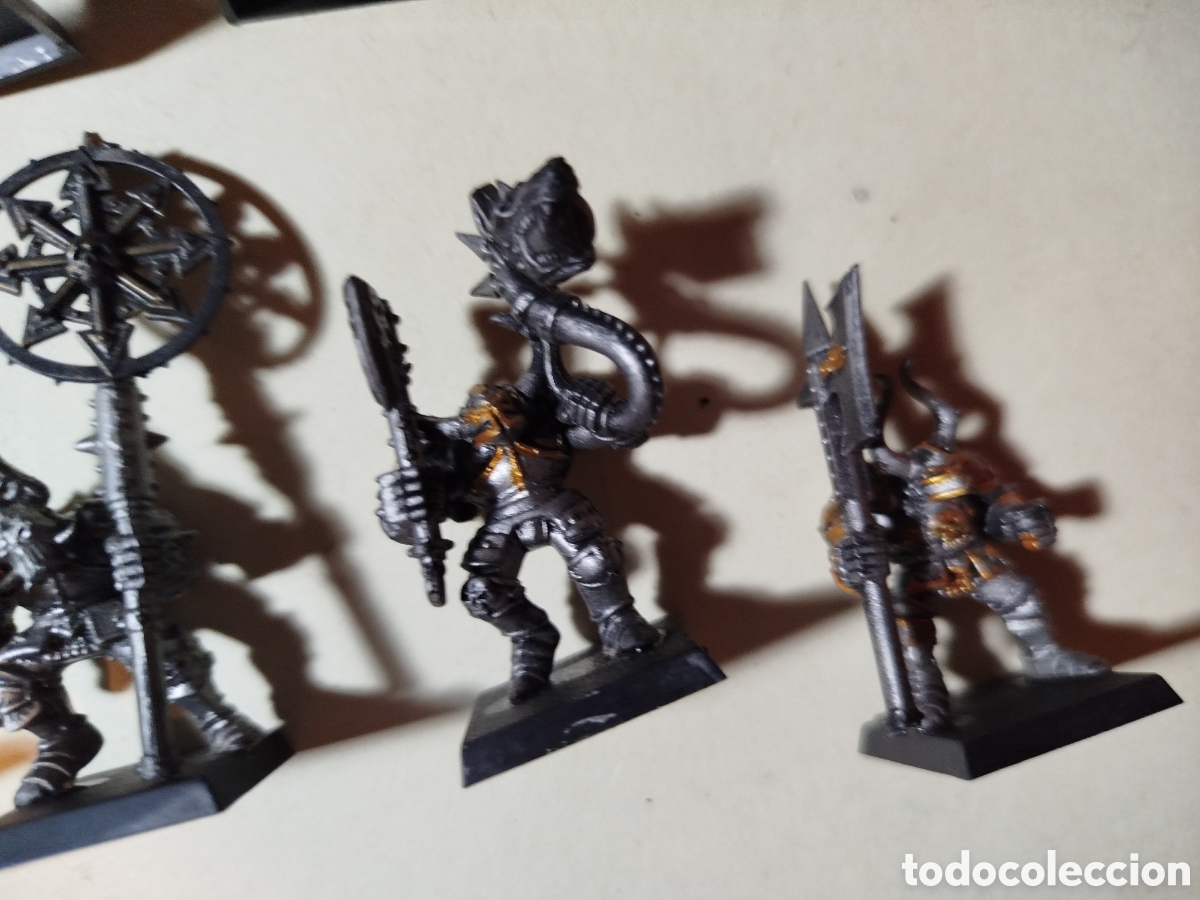 Juegos antiguos: Lote figuras Warhammer - Foto 3