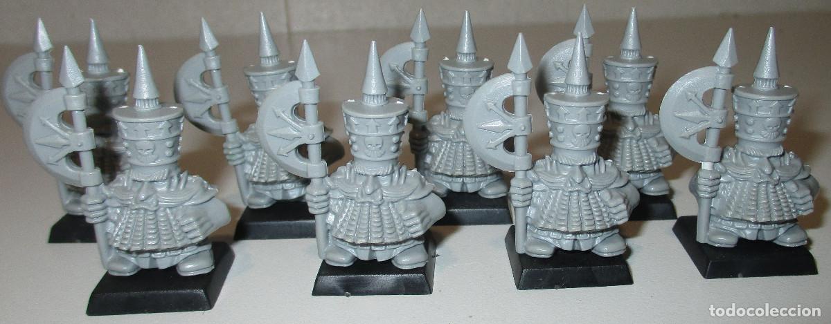 Juegos Antiguos: WARHAMMER figuras pl&aacute;stico, CHAOS DWARF WARRIORS x 8, Old World