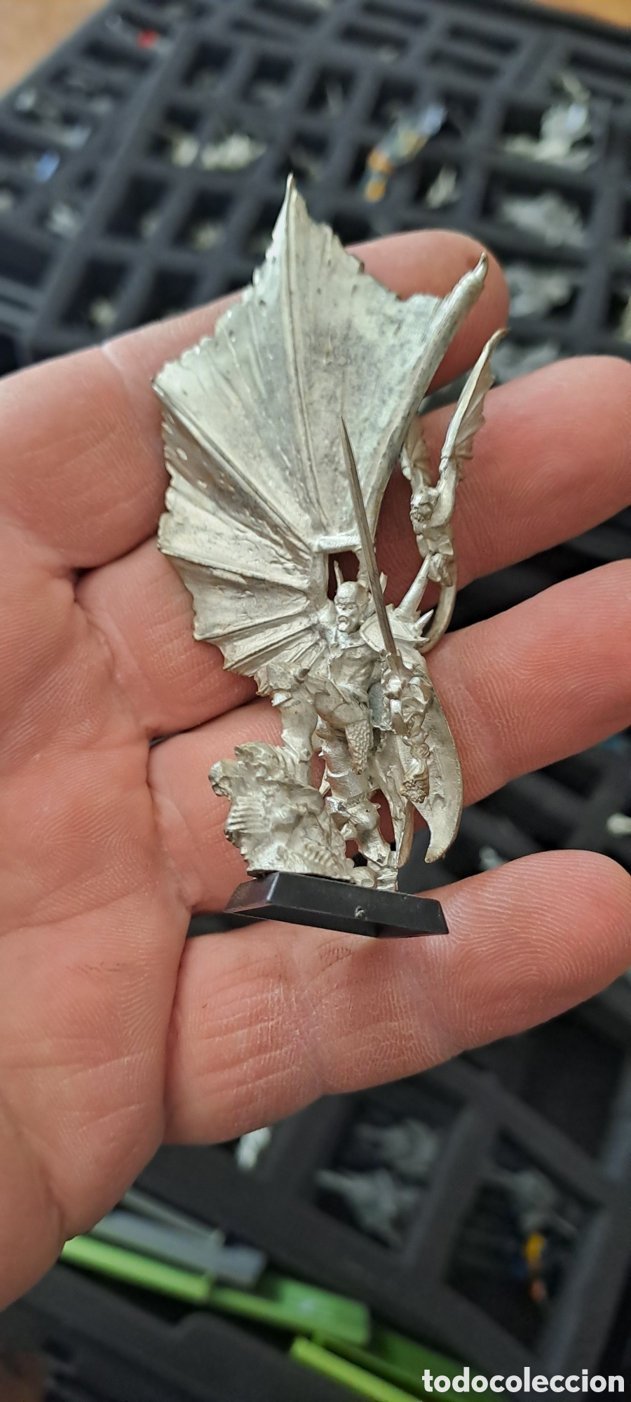 Juegos antiguos: Maletin con figuras Warhammer - Foto 15