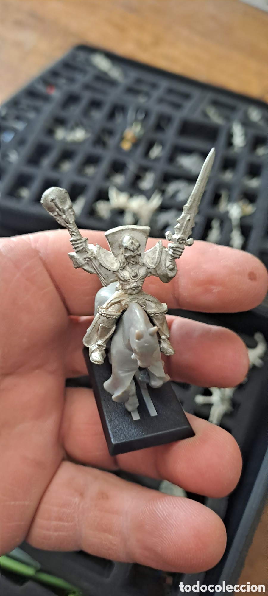 Juegos antiguos: Maletin con figuras Warhammer - Foto 18