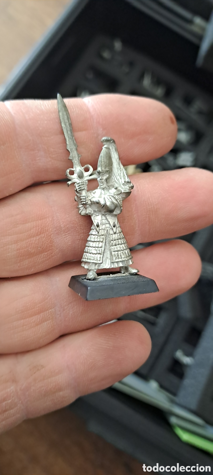 Juegos antiguos: Maletin con figuras Warhammer - Foto 19