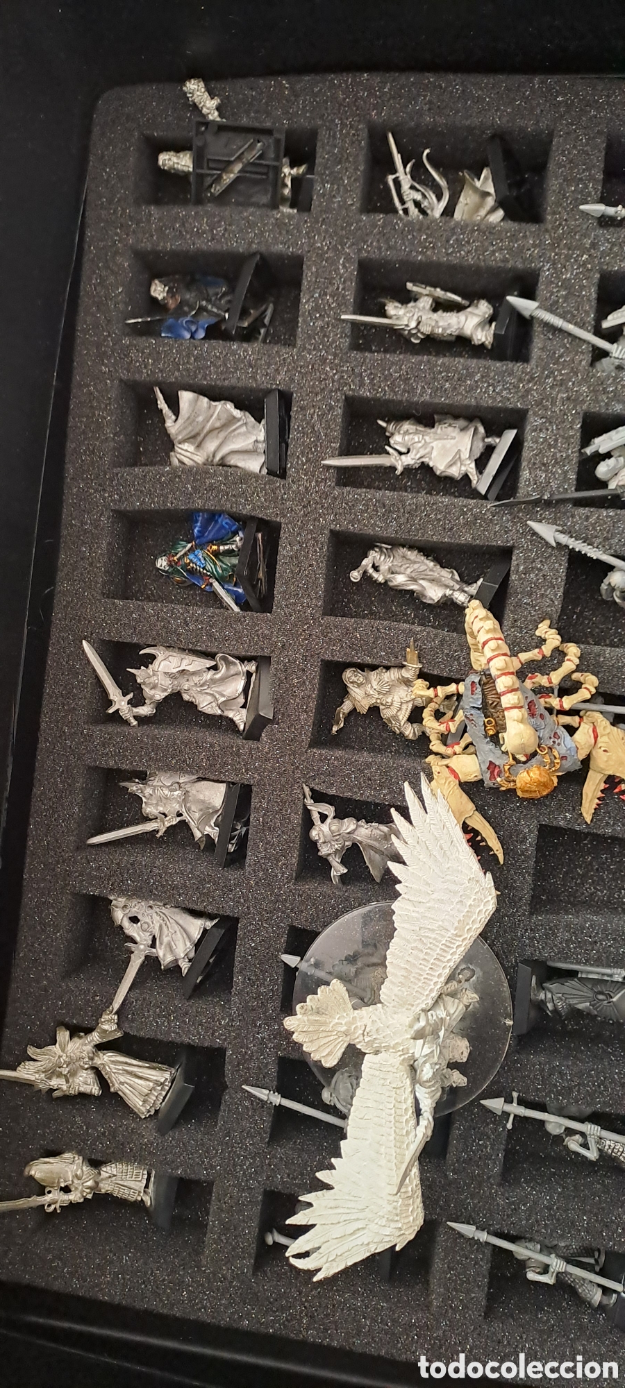 Juegos antiguos: Maletin con figuras Warhammer - Foto 27