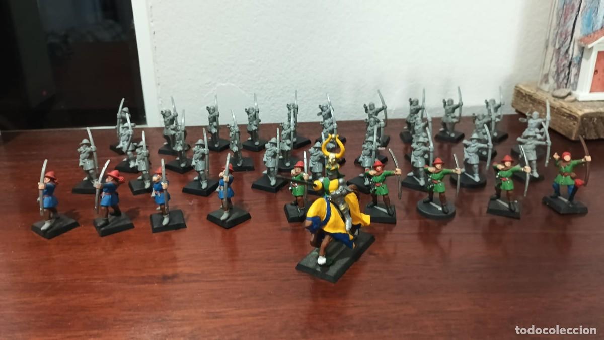 Juegos antiguos: LOTE 37 ARQUEROS + 1 CABALLERO WARHAMMER de pl&aacute;stico