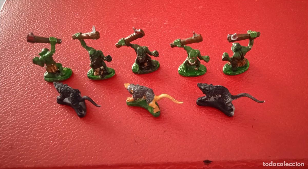 Juegos antiguos: FIGURAS DE PLASTICO WARHAMMER GW - 5 ORCOS Y 3 ROEDORES