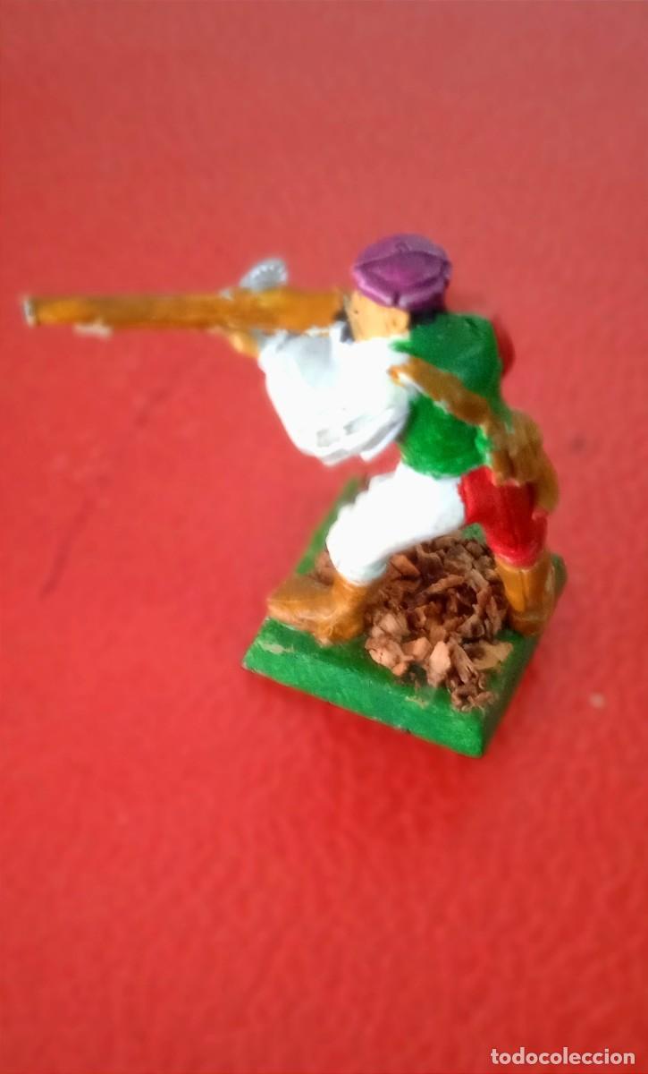 Juegos antiguos: FIGURA DE PLASTICO WARHAMMER GW 1999.