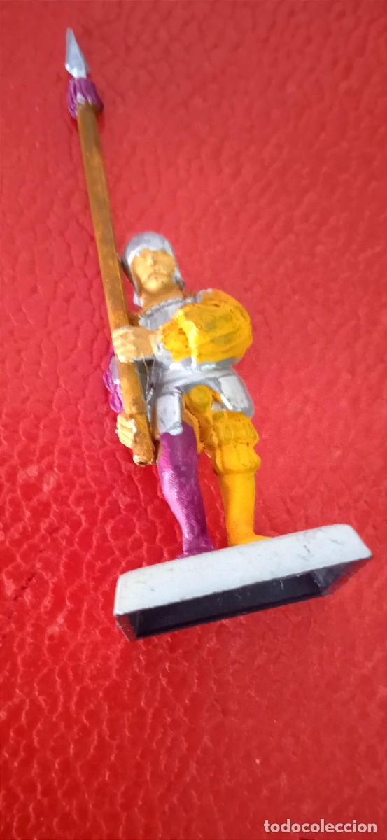 Juegos antiguos: FIGURA DE PLASTICO WARHAMMER GW 1999. - IMPERIO WARHAMMER FANTASY