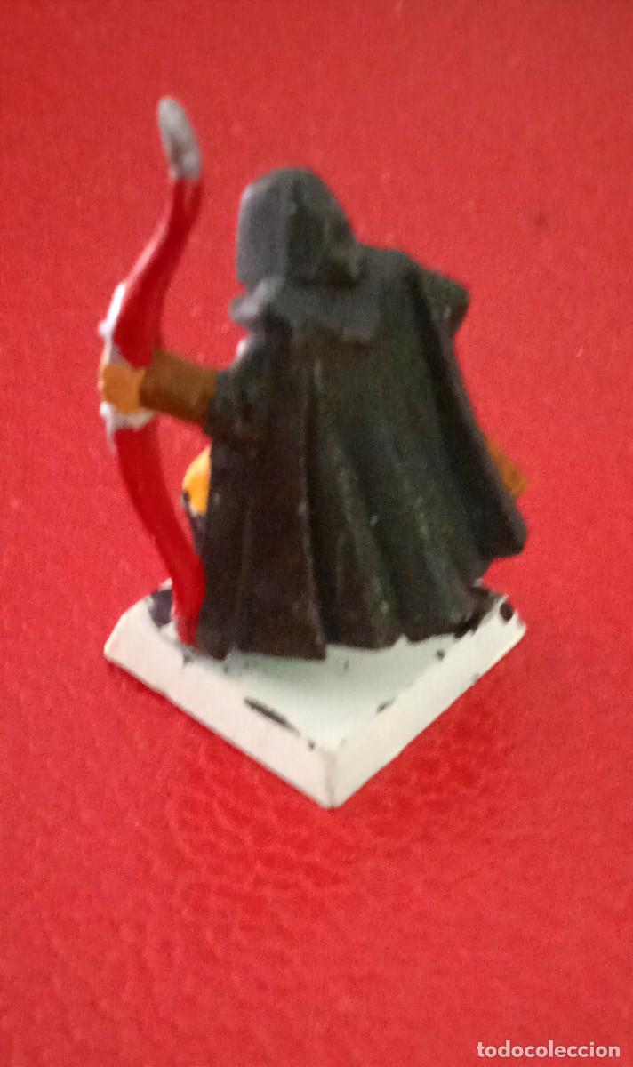 Alte Spiele: FIGURA DE PLASTICO WARHAMMER GW 2001.