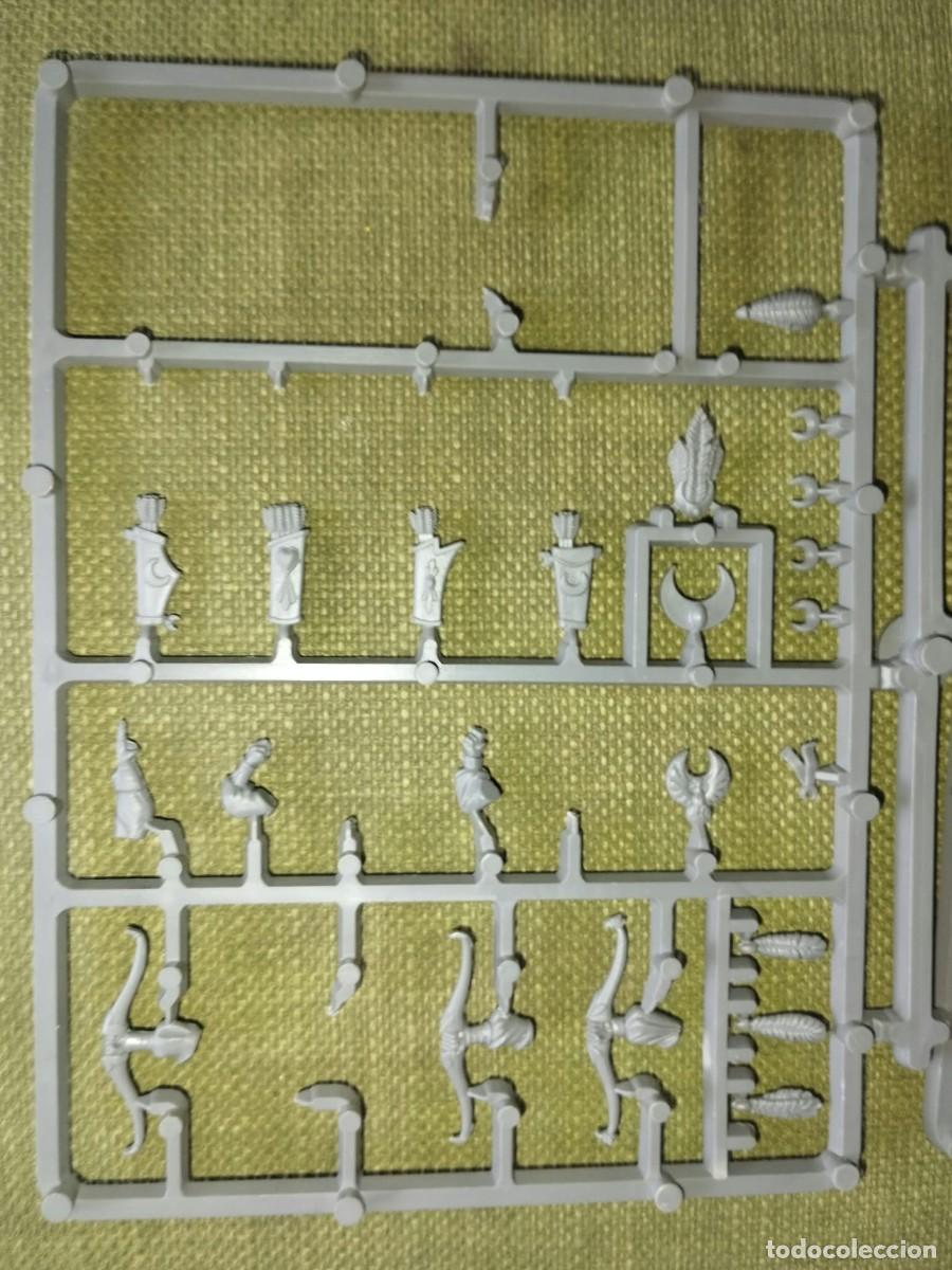 Juegos antiguos: Warhammer High Elves - 14 miniaturas + bits - Foto 5
