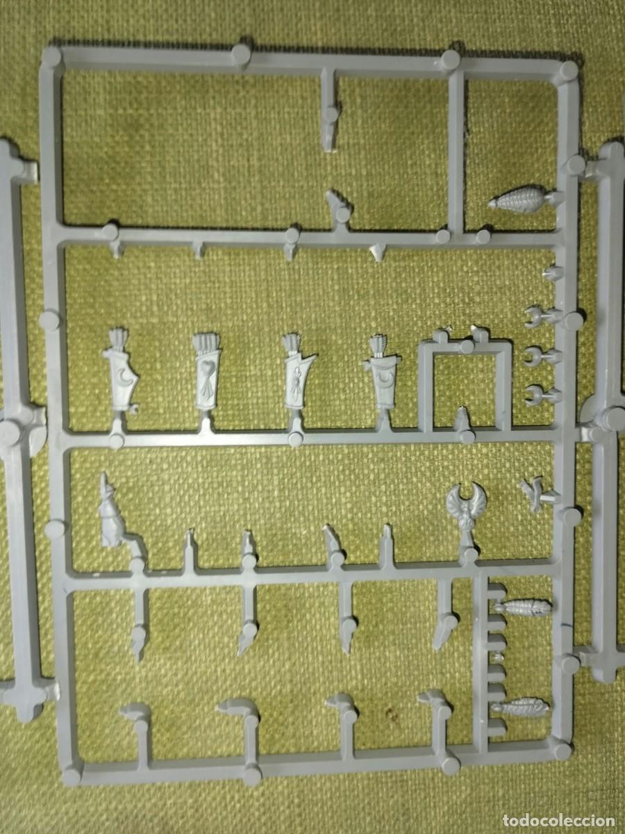 Juegos antiguos: Warhammer High Elves - 14 miniaturas + bits - Foto 6