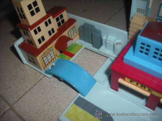 Juegos antiguos: LA GRAN CIUDAD DENTRO DE UN LIBRO - Foto 4