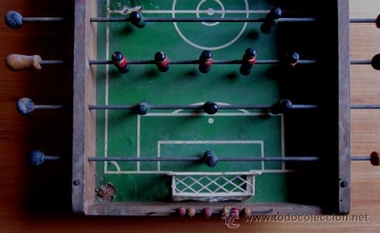 Juegos antiguos: ANTIGUO FUTBOLIN DE MADERA - Foto 3