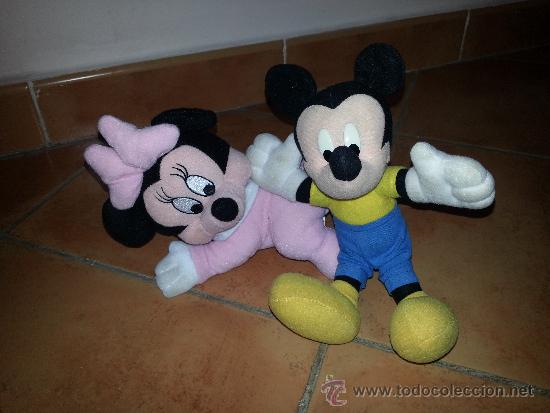 Juegos antiguos: PELUCHE MICKY MOUSE Y MINNIE EN - Foto 1