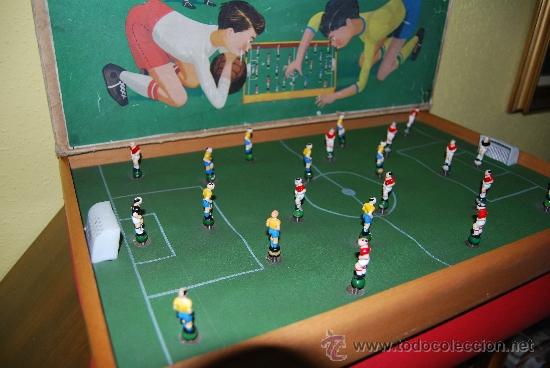 Juegos antiguos: FUTBOL&Iacute;N DE MADERA - MARCA LUDA - CON CAJA ORIGINAL - Foto 4