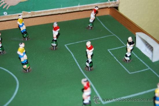 Juegos antiguos: FUTBOL&Iacute;N DE MADERA - MARCA LUDA - CON CAJA ORIGINAL - Foto 6