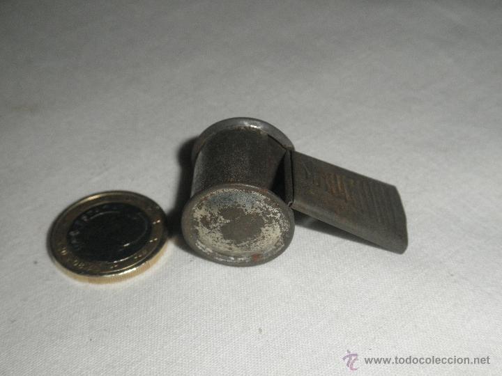 Juegos antiguos: antiguo silvato chapa - Foto 1