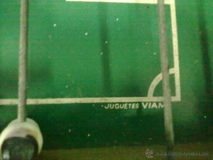 Juegos antiguos: FUTBOLIN DE MESA JUGUETES VIAM - Foto 3
