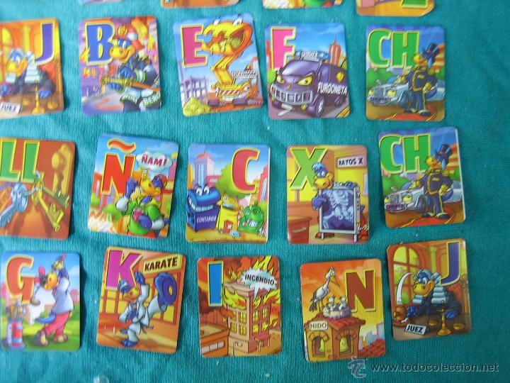 Juegos antiguos: Juego de Cromos megneticos - Foto 3