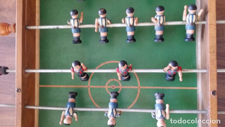 Juegos antiguos: ANTIGUO FUTBOLIN DE MADERA - Foto 5