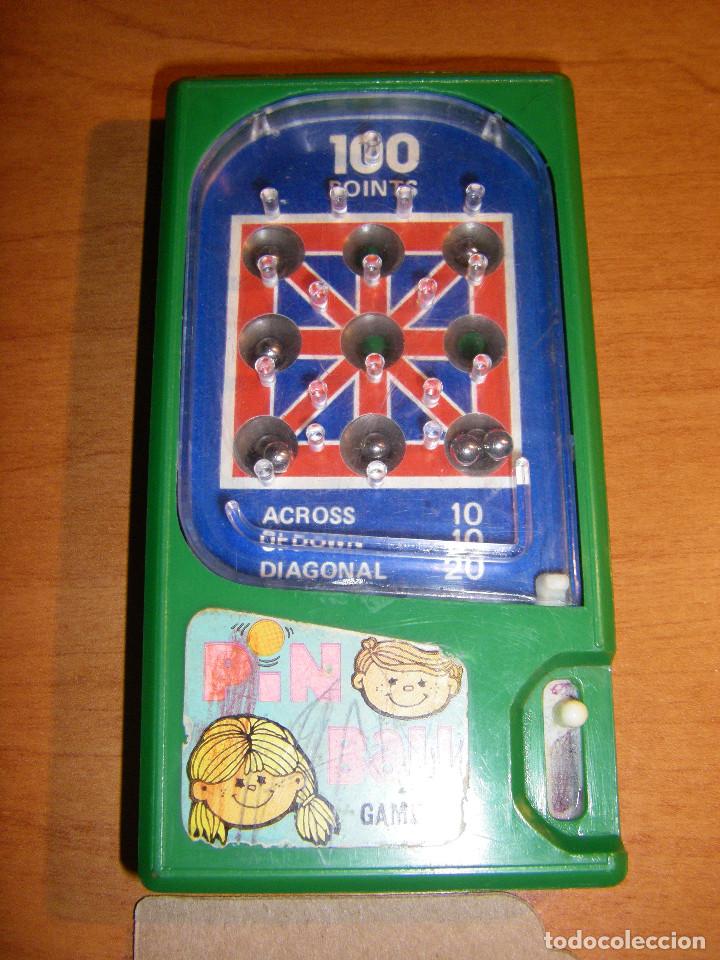 Juegos antiguos: Pin Ball game magn&eacute;tico de bolsillo. Funciona - Foto 2