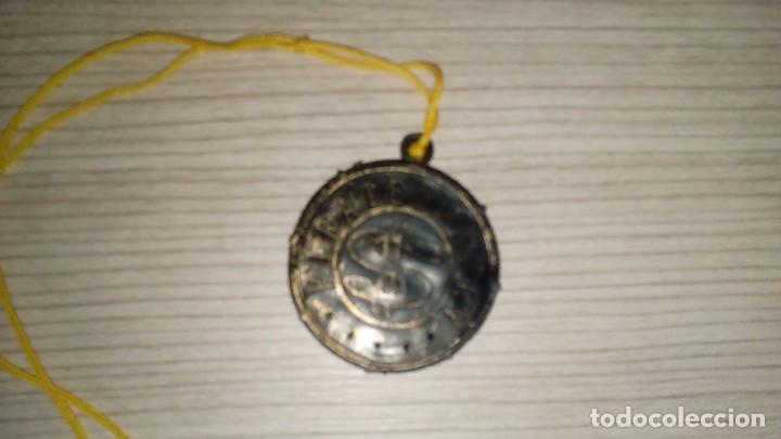 Juegos antiguos: MEDALL&Oacute;N  PIRATA DE P&Aacute;STICO - Foto 2